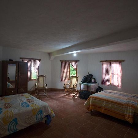 הווהווטננגו Hostal Checruz, Todos Santos Cuchumatan מראה חיצוני תמונה