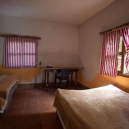 הווהווטננגו Hostal Checruz, Todos Santos Cuchumatan מראה חיצוני תמונה